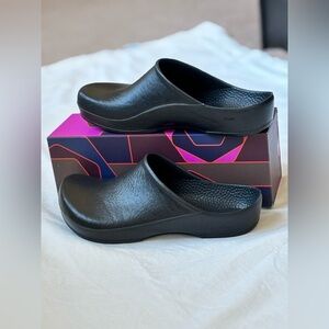 Birkenstock PU Garden Slip On Waterproof Black Clogs Size 39